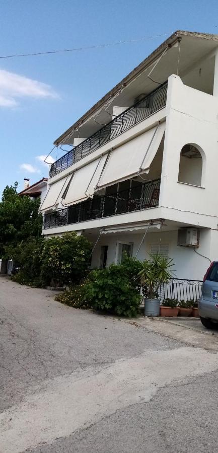Γεώργιος Παπαϊωάννου Ενοικιαζόμενα Δωμάτια Khronia Luaran gambar