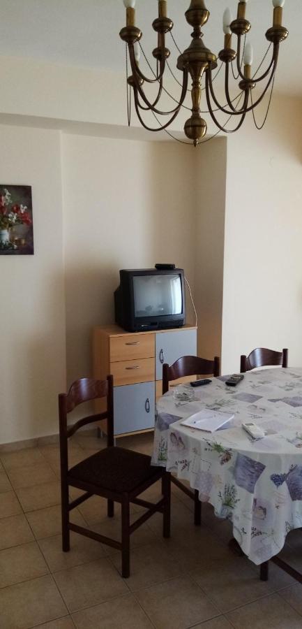 Γεώργιος Παπαϊωάννου Ενοικιαζόμενα Δωμάτια Khronia Luaran gambar